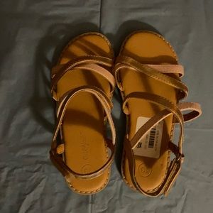 Brand new girt sandal